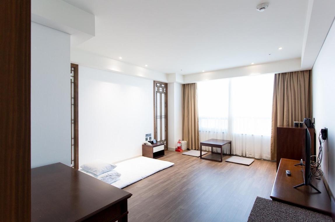 Interburgo Hotel Wonju Eksteriør bilde