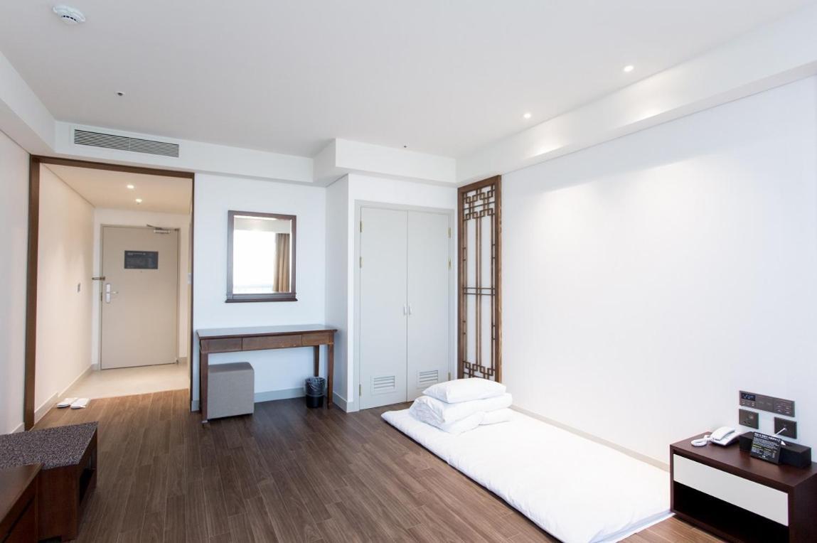 Interburgo Hotel Wonju Eksteriør bilde